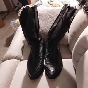 SOLD🍎🍎🍎🍎Dan Post Black Leather Heeled Boots